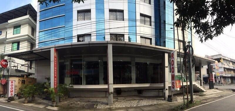 Metro Kochin Business Hotel Екстер'єр фото